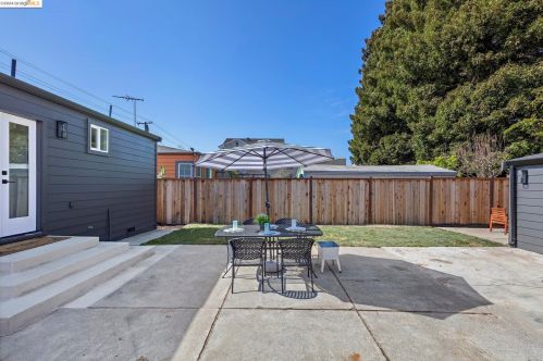 1400 Liberty St, Richmond CA  94530-2224 exterior