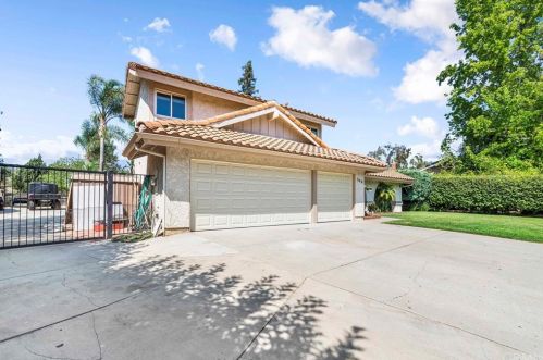 548 Pinecliff Pl, Simi Valley, CA 93065-5417