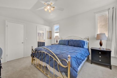 831 Chateau Cir, Vacaville CA  95687-7432 exterior