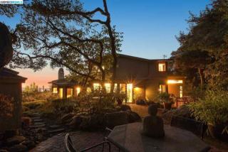 527 Santa Barbara Rd, Berkeley, CA 94707-1716