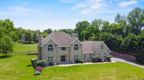 12 Sage Ln, Upper Stepney, CT 06468-3250