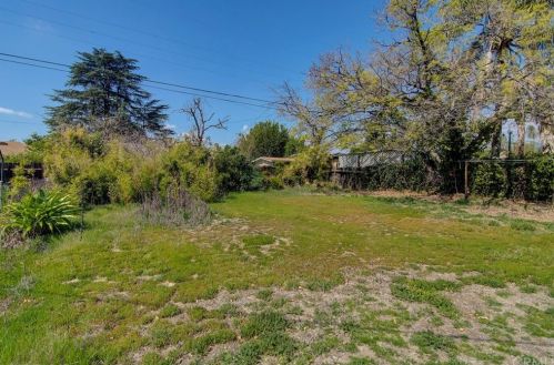 4053 Stewart Ave, Irwindale CA 91706 exterior