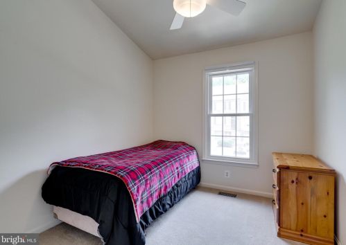 8725 Stone Hill Pl, Springfield VA  22153-1718 exterior