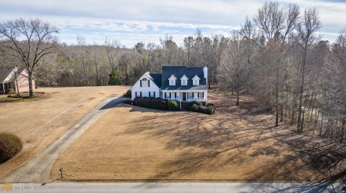 249 Oconee Ln, Commerce, GA 30529-4149