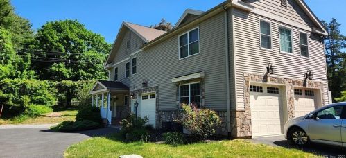 279 Quarry Rd, Glastonbury, CT 06033-3406