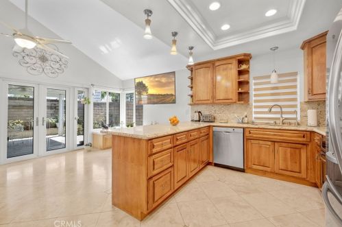 23332 Desert Wood St, El Toro, CA 92630-5326