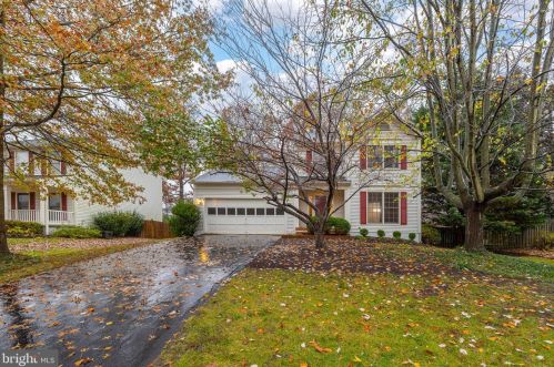 13996 Hollow Trunk Ct, Gainesville, VA 20155-1763