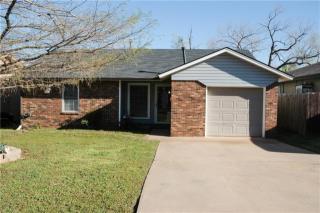217 Wayne St, Edmond, OK 73003-5236