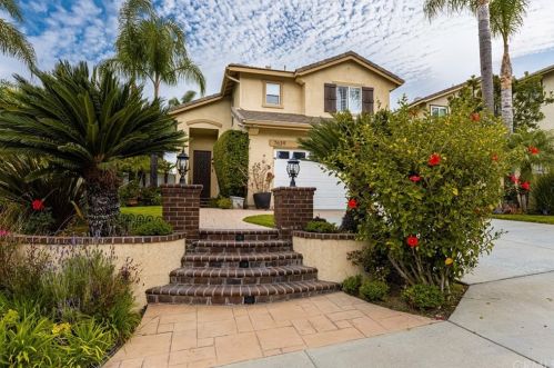 7639 Big Canyon Dr, Anaheim, CA 92808-1449
