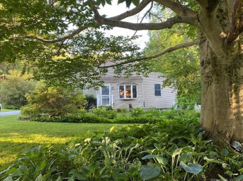 268 Greenwoods Rd, Torrington, CT 06790-2393