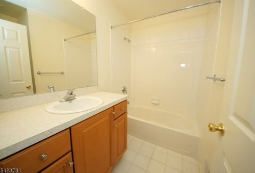 146 Jackson Ave, Princeton NJ  08540-1675 exterior