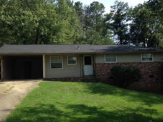 104 Kristy Ln, Carrollton, GA 30117-2528