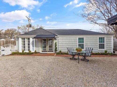 6116 Locke Ave, Fort Worth TX  76107-5515 exterior