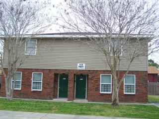 801 23rd St, Gretna LA  70053-6811 exterior