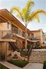 10705 Rose Ave, Los Angeles CA  90034-4444 exterior