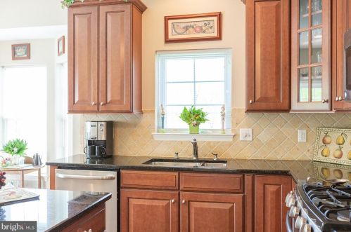 1700 Speedwell Rd, Lancaster PA  17601-4628 exterior