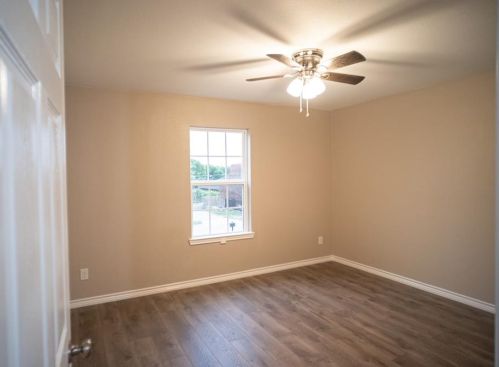 1132 Cannon St, Fort Worth TX  76104-3703 exterior