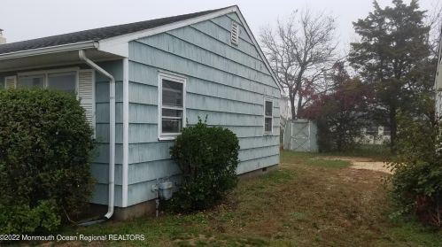 1817 Beach Blvd, Point Pleasant Beach, NJ 08742-5218