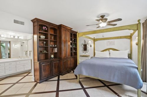 43 Sandpiper, Irvine CA  92604-3646 exterior