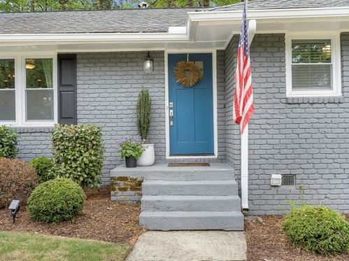 2140 Medfield Trl, Atlanta GA  30345-3010 exterior