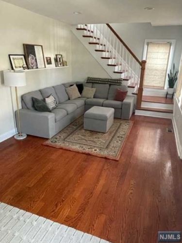 179 Burlington Ave, Paterson NJ  07502-1602 exterior