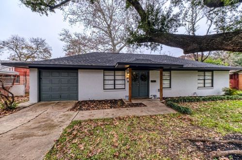 5163 Waits Ave, Fort Worth TX  76133-1138 exterior