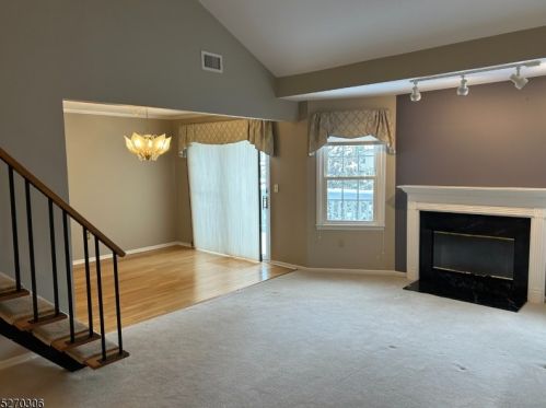 61 Quartz Ln, Paterson, NJ 07501-3346