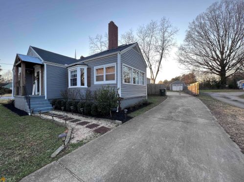 309 Emory St, Oxford, GA 30054-2329