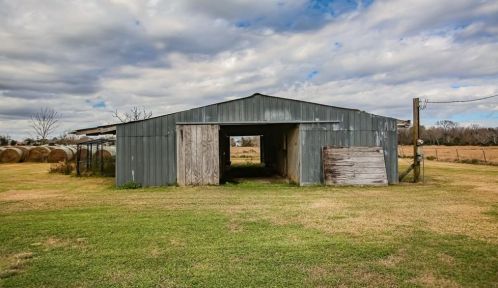 1500 Shanks Rd, Angleton TX 77515-9188 exterior