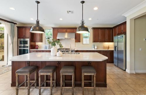 105 Coyote Brush, Irvine CA  92618-8873 exterior