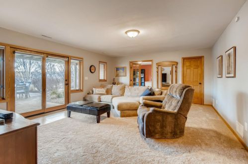 1580 Blackhawk Lake Dr, Saint Paul MN  55122-1245 exterior