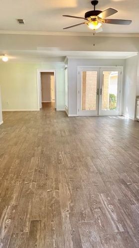 20 Shady Oak Ln, Conroe TX  77304-1286 exterior