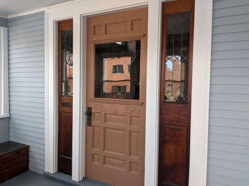 19 Dewey St, Laconia, NH 03246-2825