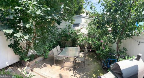 1325 Berks St, Philadelphia PA 19131-3215 exterior