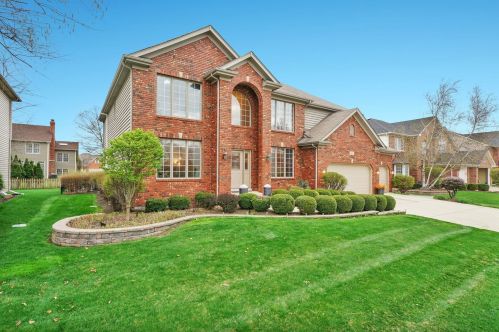 3419 Redwing Dr, Naperville, IL 60564-4426