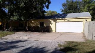 2705 Wellington Pl, Wichita, KS 67204-5259