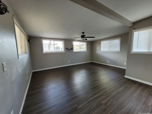94359 Kapuahi St, Mililani, HI 96789-2540