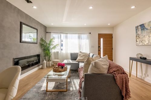 4731 El Segundo Blvd, Hawthorne CA  90250-4202 exterior