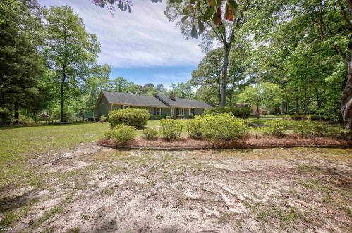 102 Chimney Pl, Warner Robins GA  31088-6523 exterior