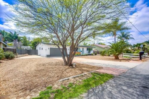 1223 Rock Springs Rd, San Marcos CA  92069-3219 exterior