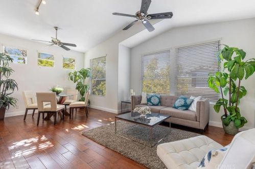 7747 Portofino Ave, Anaheim, CA 92808-1569