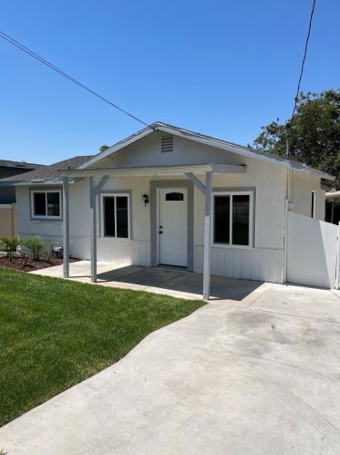 549 Prospect Ave, Riverside CA  92507-1720 exterior