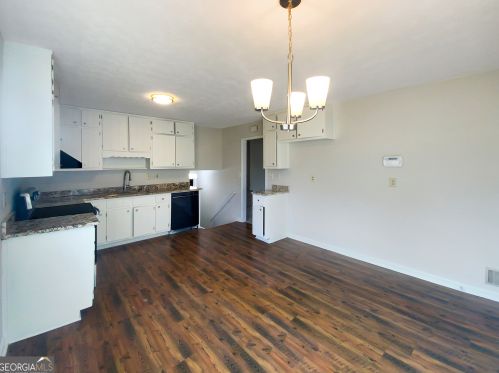 3609 Charlotte Dr, Rex GA 30273-1215 exterior