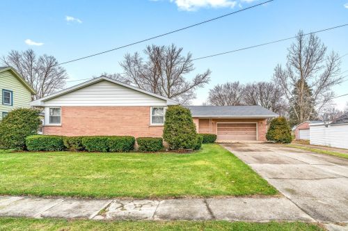 330 Grant St, Mcgirr, IL 60556-9803