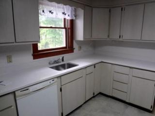 53 Storrs Heights Rd, Storrs Mansfield CT  06268-2357 exterior