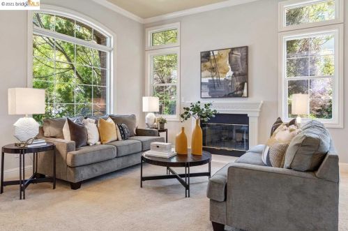 231 Lyndhurst Pl, San Ramon, CA 94583-9177