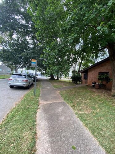 1076 Donnelly Ave, Atlanta GA  30310-3353 exterior