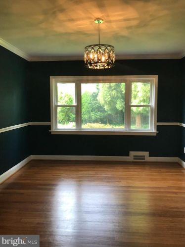 1815 Sherwood Rd, Silver Spring MD 20902-4030 exterior