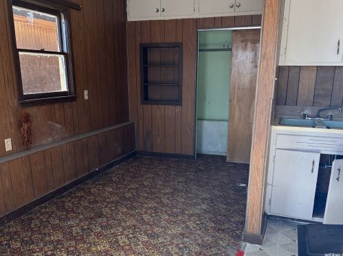 1521 3000, Vernal UT  84078-8258 exterior