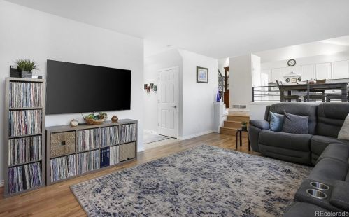 1515 Richfield Way, Denver CO  80017-5273 exterior